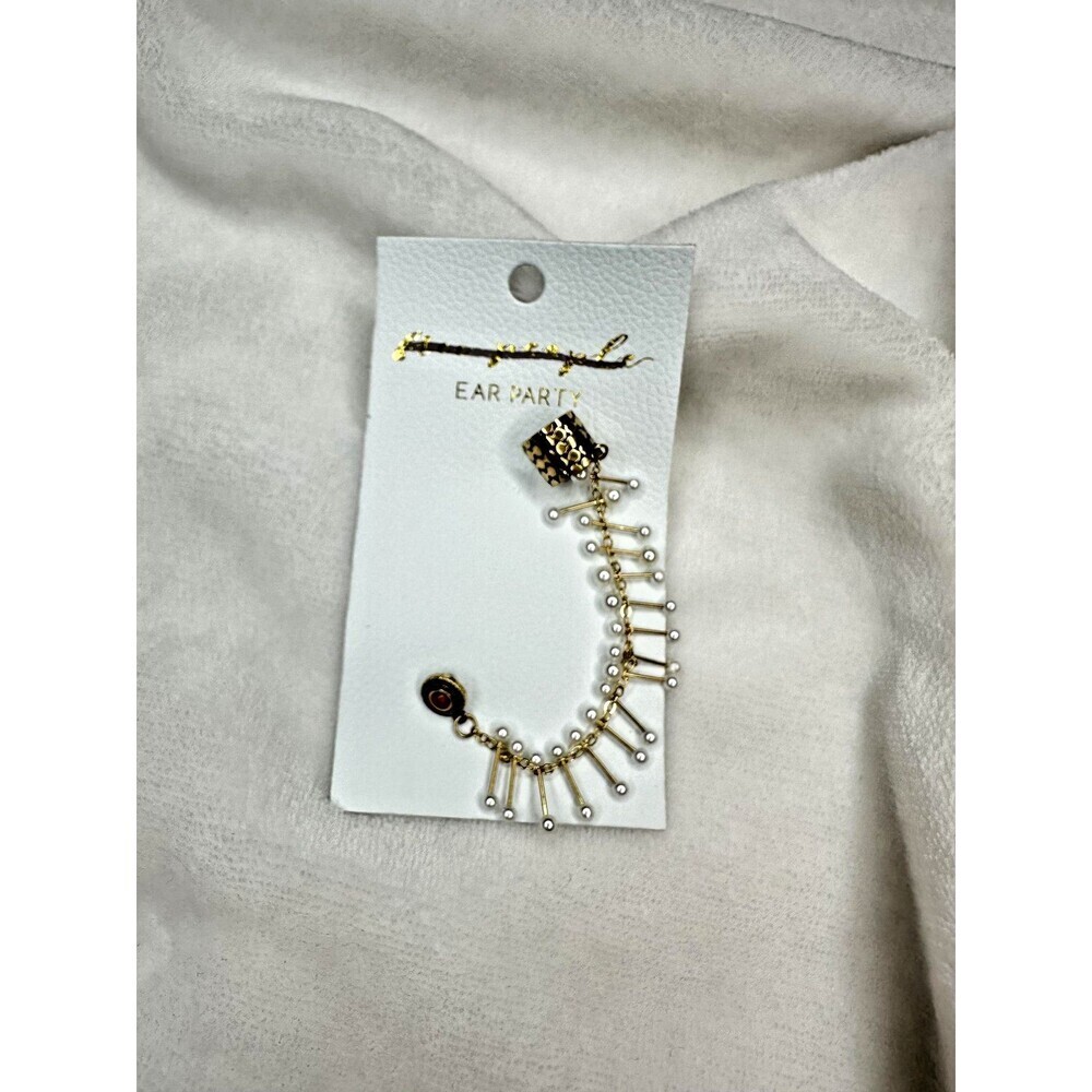 NEW Free People Finders Keepers Ear Cuff in Gold Pearl Dainty Bohemian Festival